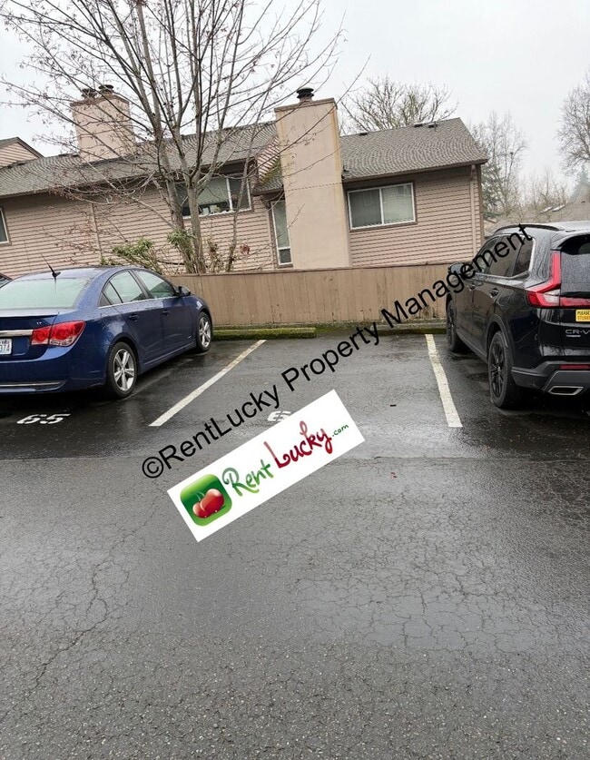 Building Photo - Two Bedroom Two Bath Condo For Rent