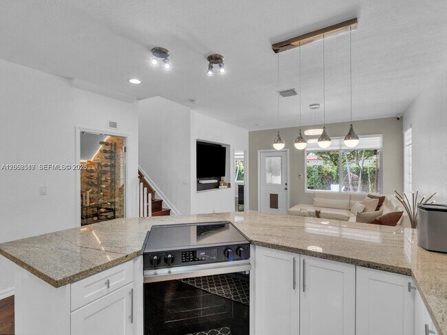 Building Photo - 8956 SW 215th Ln