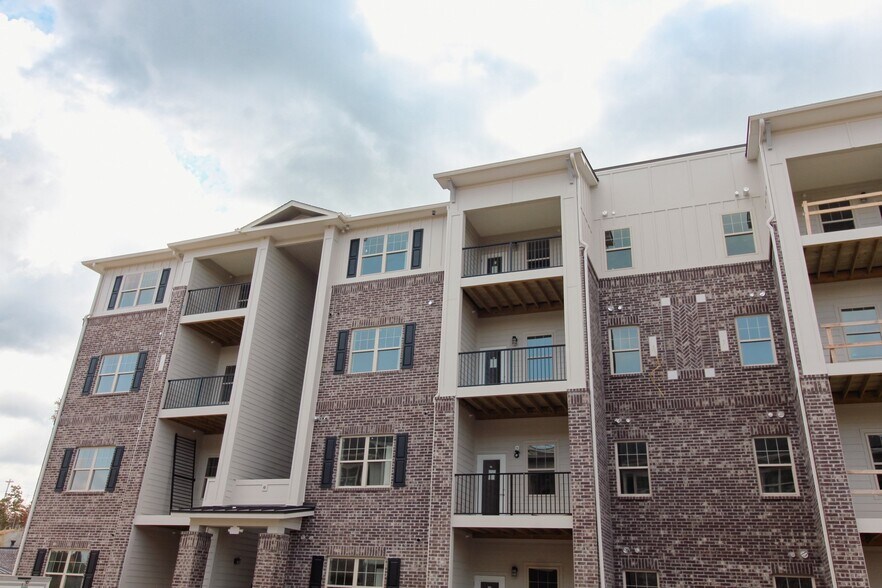 Farragut Junction 13120 Royal Palm Way Farragut TN 37934 Apartment