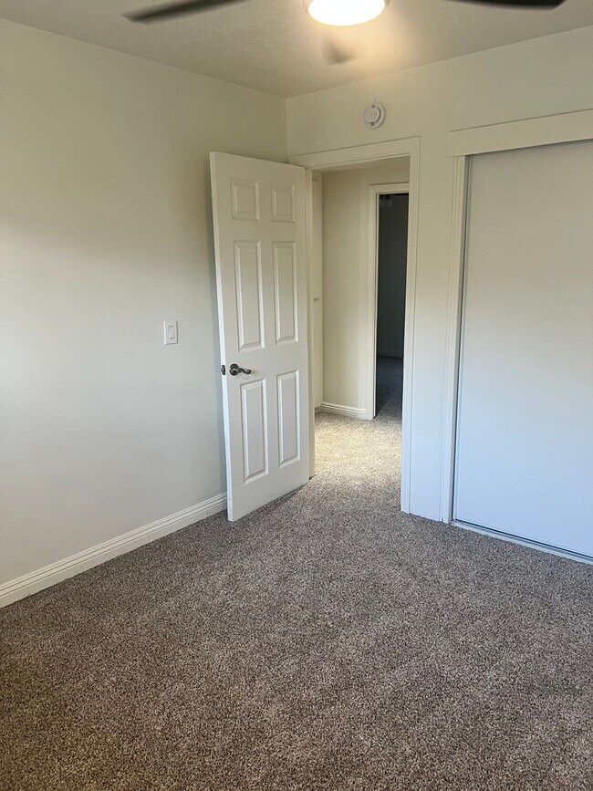 Building Photo - Welcome to the East Whittier 3 Bedroom House.