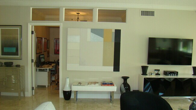 Building Photo - 3700 S Ocean Blvd