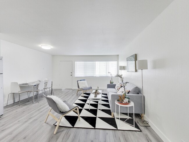 Floorplan - Oak Haus