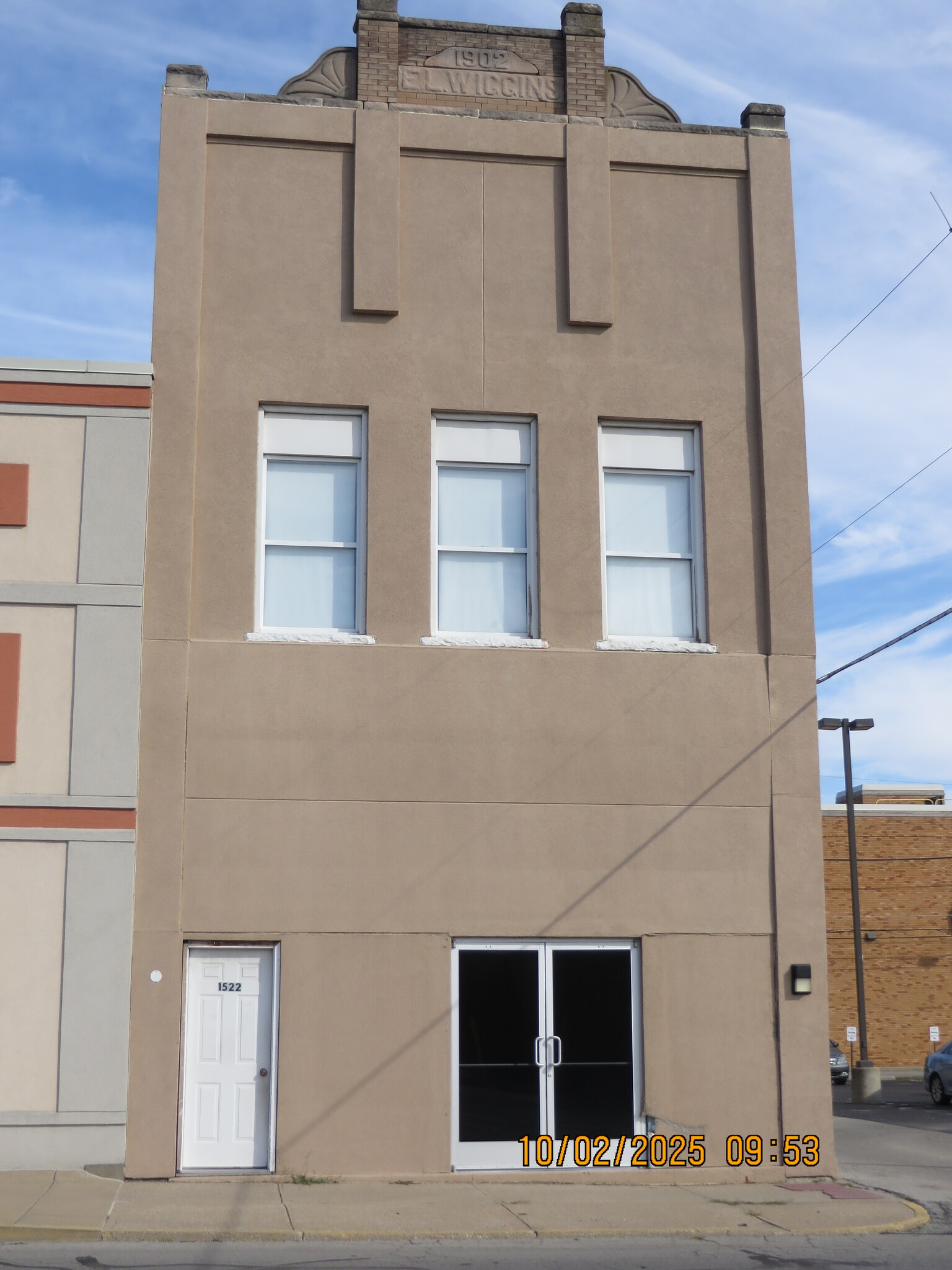 Building Photo - 1522 Main St