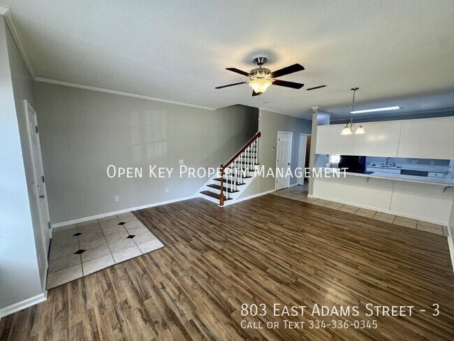 Building Photo - 803 E Adams St