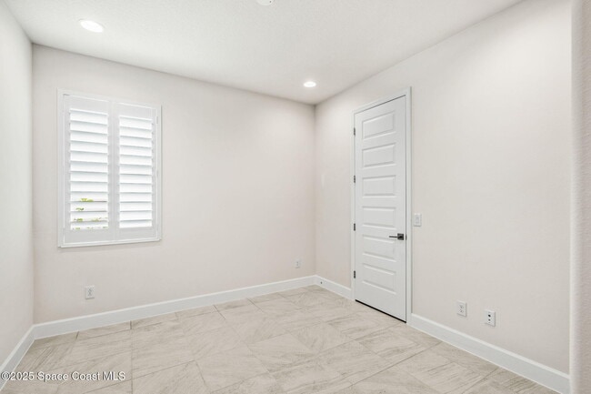 Building Photo - 2999 Pangea Cir