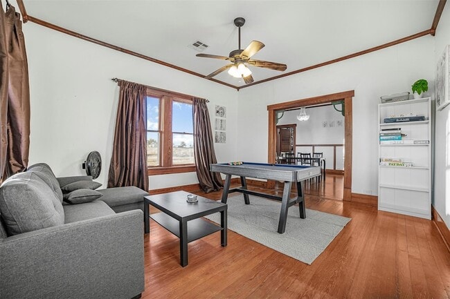 Building Photo - 17221 Steger Ln