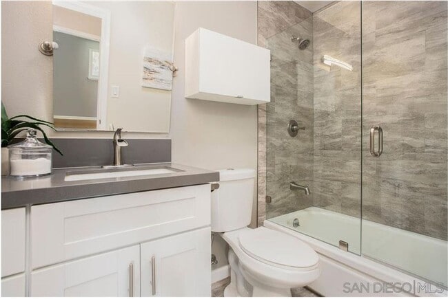 Building Photo - Beautiful 3 BD, 2 BA Home in Clairemont w/ Garage & Spacious Yard!