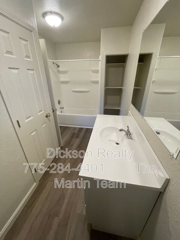 Building Photo - 42 Caliente St