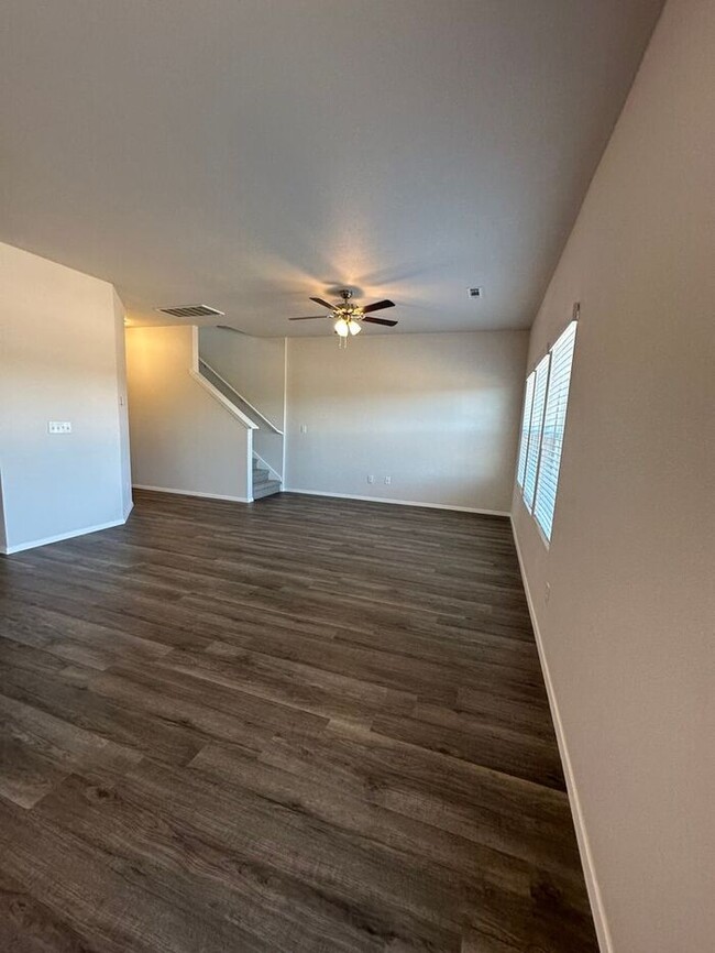 Building Photo - Three Bedroom | Two and a Half Bathroom Ho...