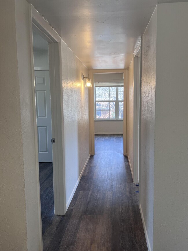 Building Photo - 5429 Prince Dr