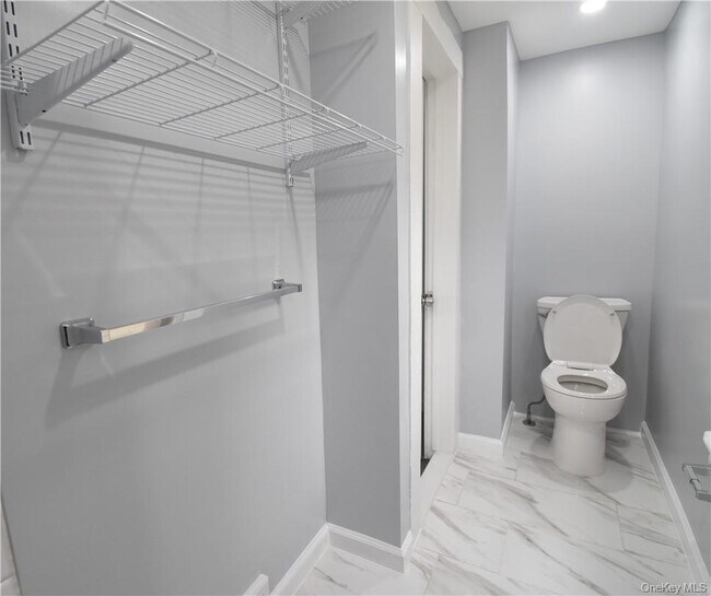 Building Photo - 23 Wawayanda Ave