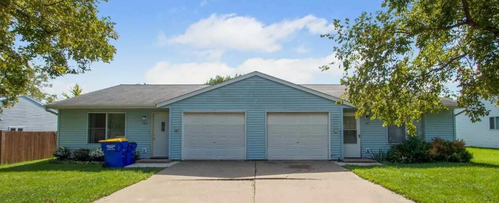 Building Photo - 785 W Zeller St