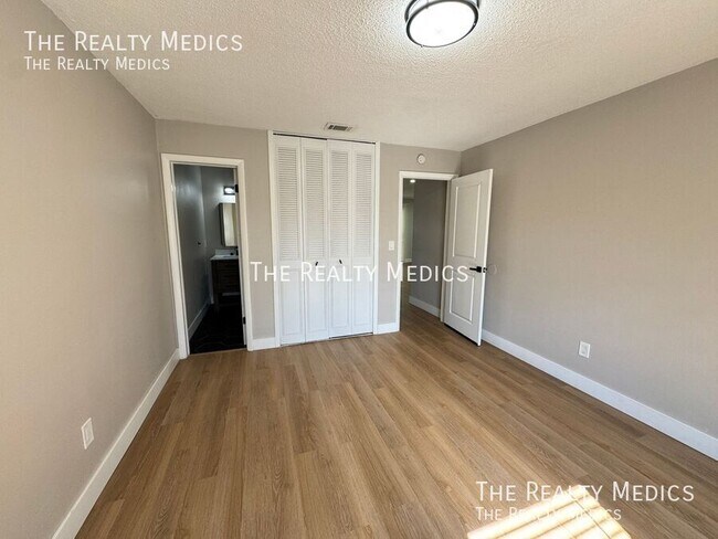 Building Photo - 4522 Fetrow Dr