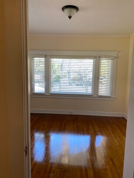 Building Photo - 301 Grand Ave