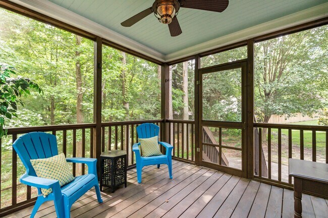 Building Photo - 118 Rustic Pine Ct