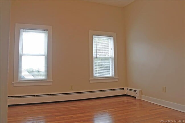 Building Photo - 192 High Ridge Ave