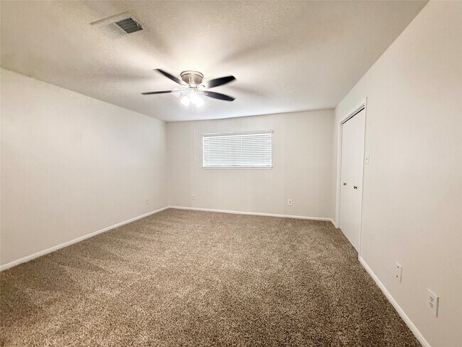 Building Photo - 1497 Springrock Ln