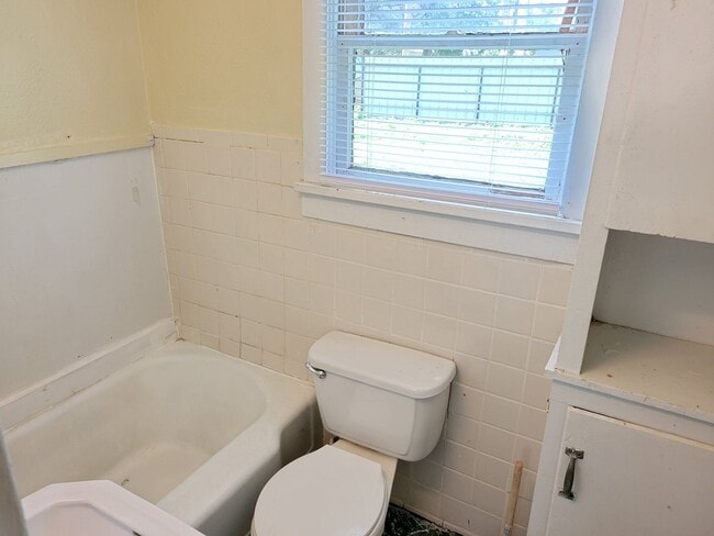 Building Photo - rw1421