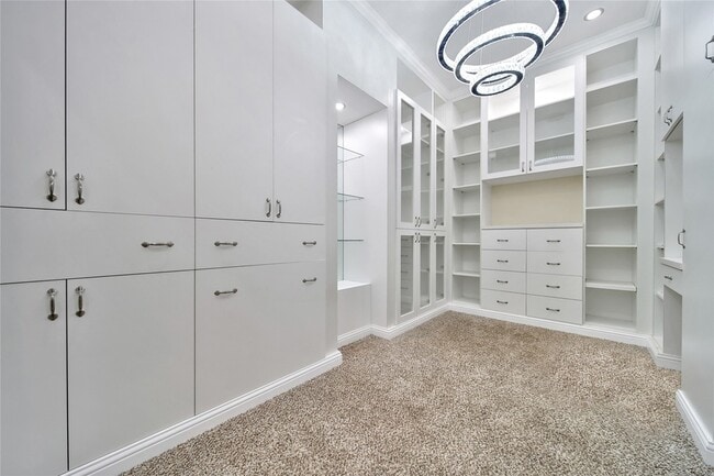 Building Photo - 22714 Alderdale Ln