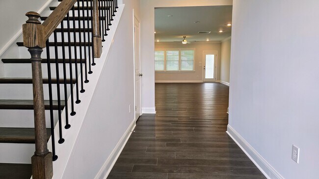 Building Photo - 1144 Topaz Cave Cir