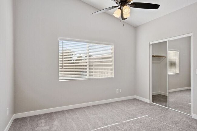 Building Photo - 11545 E Contessa St