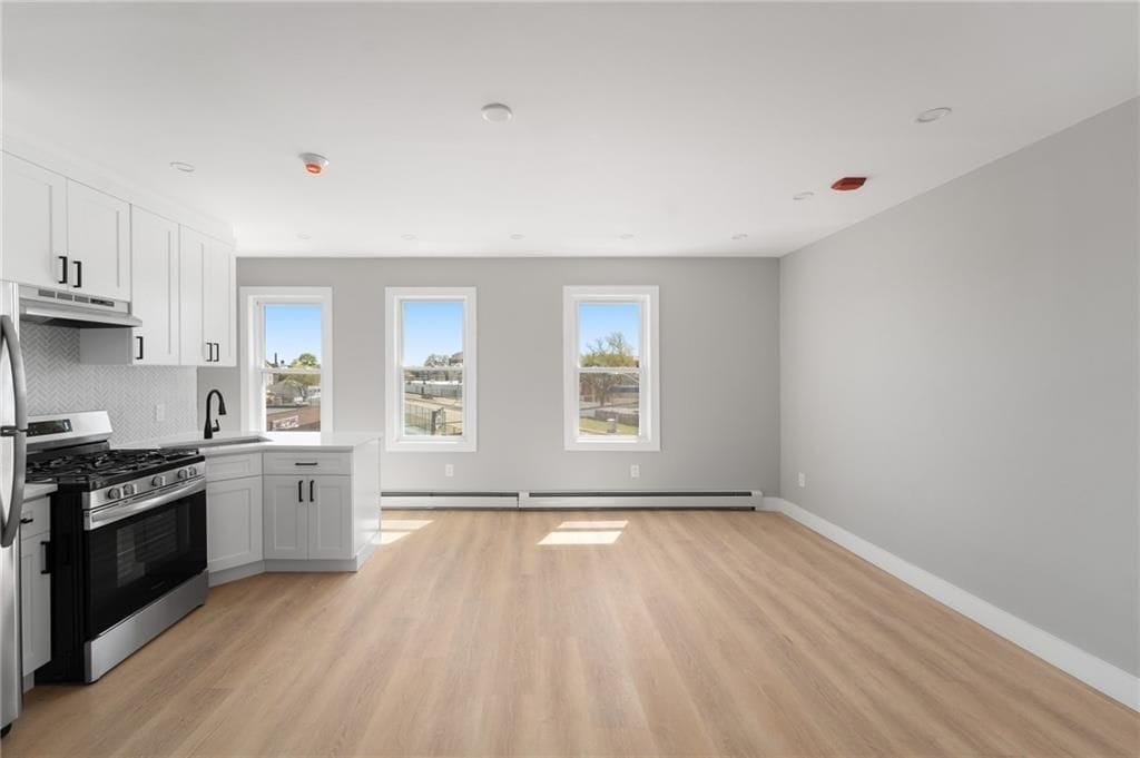 Building Photo - 735 Broadway, 3F