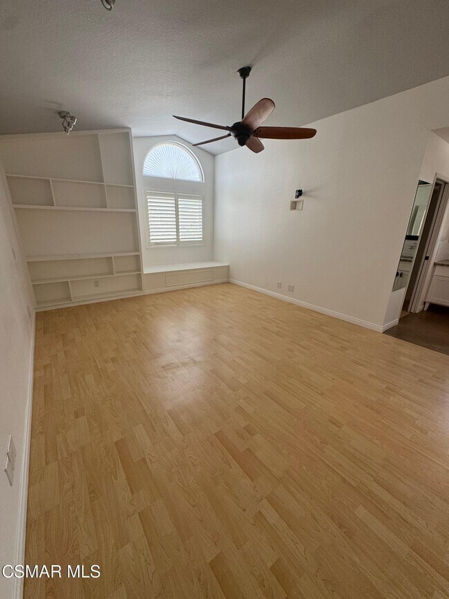 Building Photo - 2479 Rikkard Dr