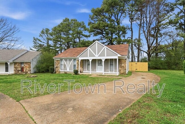 Building Photo - 4956 Lazybrook Cove