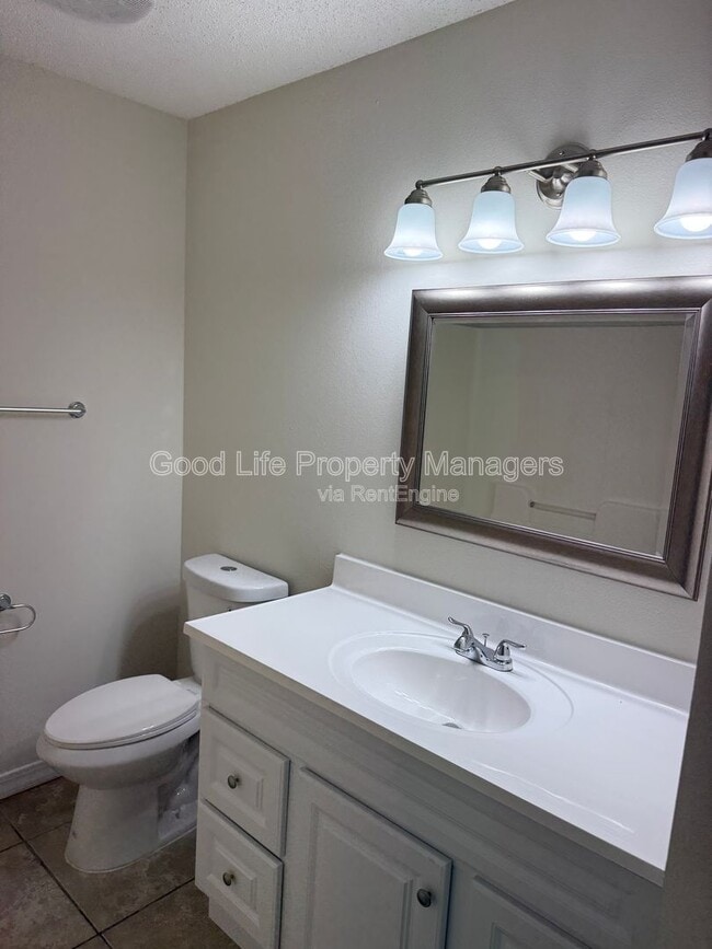 Building Photo - 9980 Bowman Ave