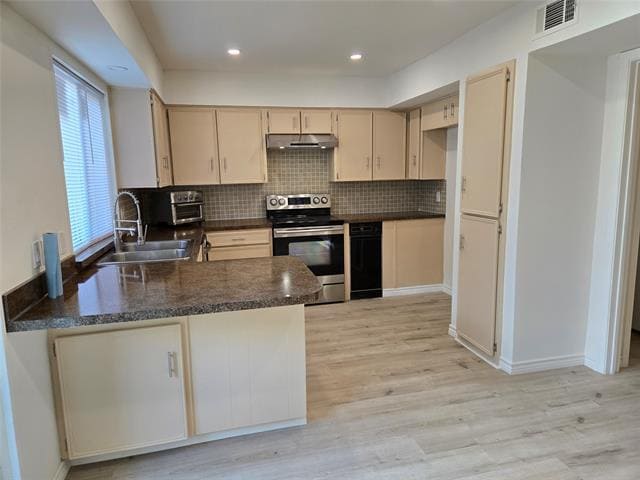 Building Photo - 14324 Haymeadow Cir