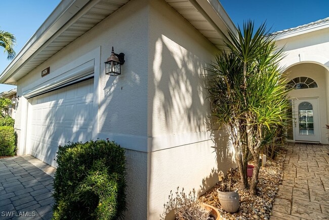 Building Photo - 9287 Coachhouse Ln