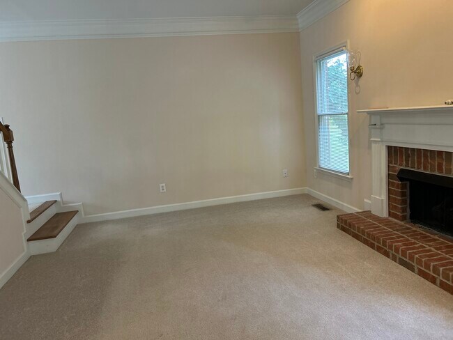 Building Photo - 2731 New Port Royal Rd