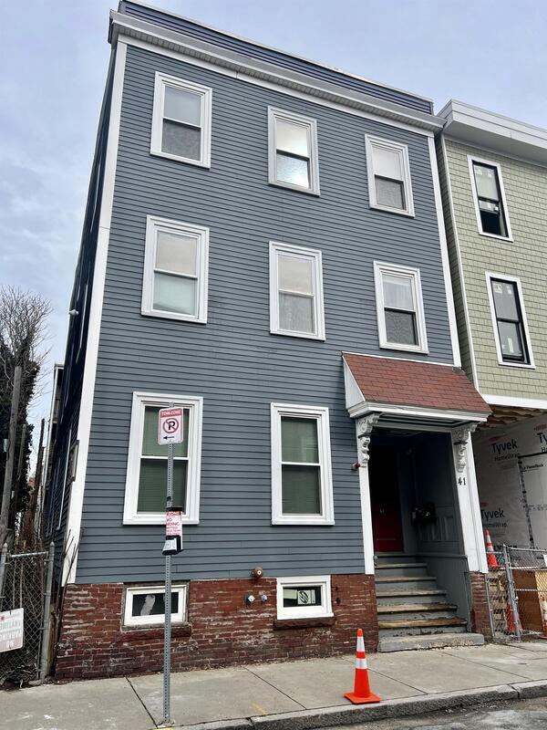 Primary Photo - 41 Washburn St