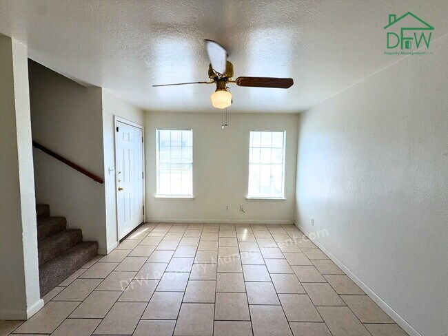 Building Photo - 2-Bed, 1.5-Bath Townhome in Celina ISD - W/D Connections