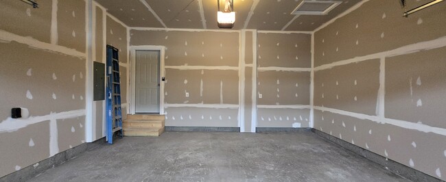 Building Photo - 107 Alabaster Ln