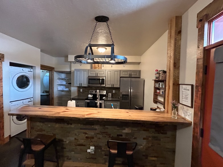 Building Photo - 6174 Lay About Ln