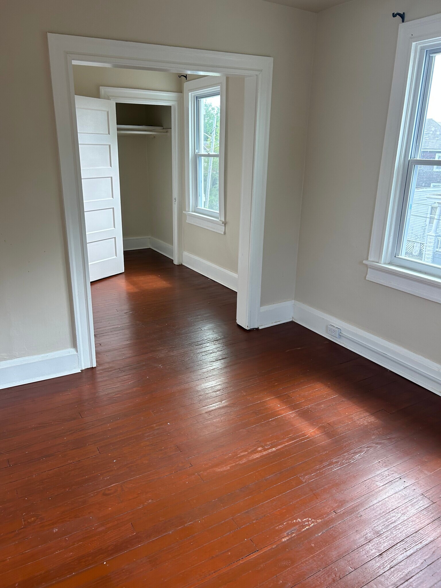 Building Photo - 508 Cording Ave