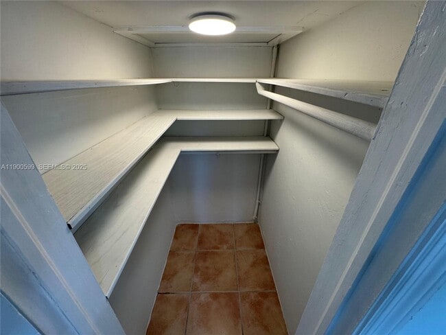 Building Photo - 8300 Byron Ave