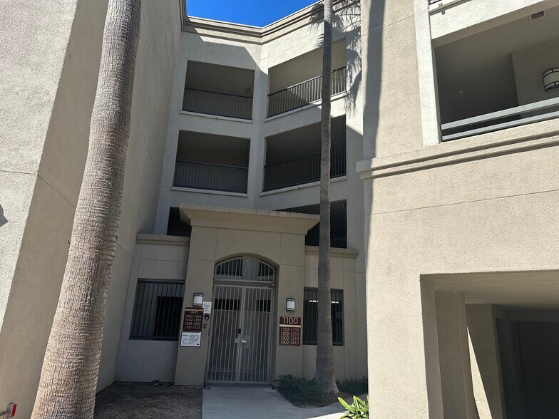 A very sage gated building - 1336 Scholarship