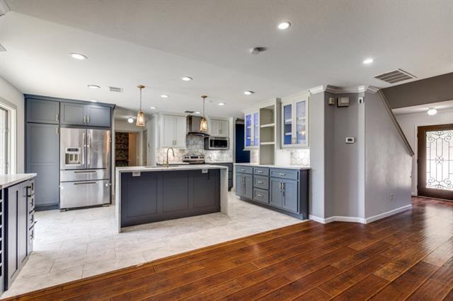 Building Photo - 320 S Mesa Verde Way