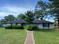 Building Photo - 3244 Stoneridge Dr