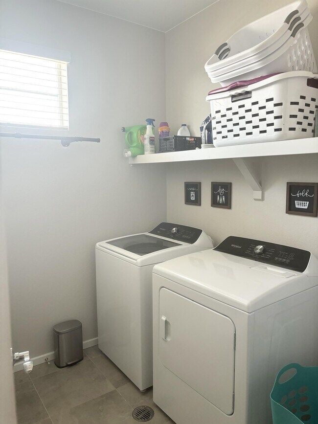 Building Photo - 23600 E 41st Ave