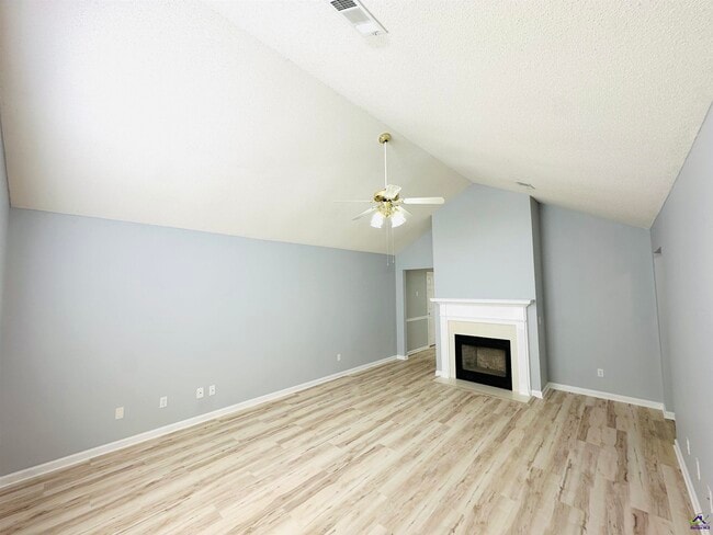 Building Photo - 107 Eagles Landing Trail