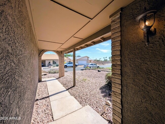 Building Photo - 10044 N 39th Ln