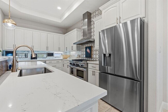 Building Photo - 1028 Villa Hill Dr