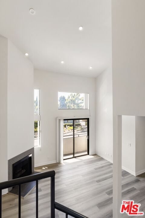 Building Photo - 6212 Fulton Ave