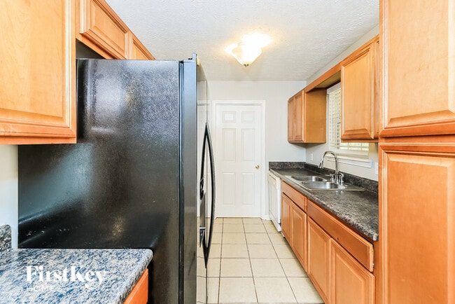 Building Photo - 112 Pleasant Way