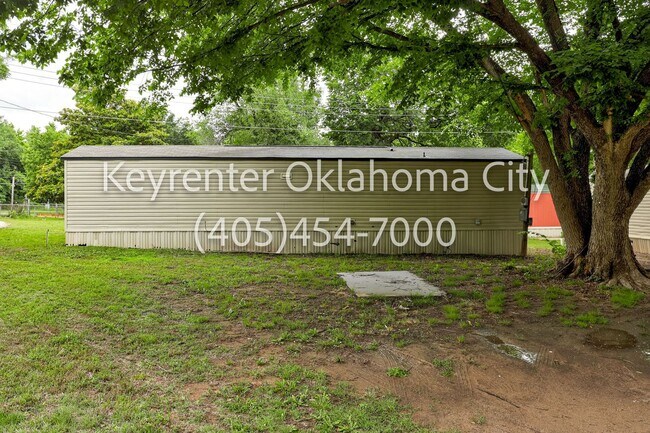 Building Photo - Spacious 2BD/1BTH Home In OakRidge Village In Spencer