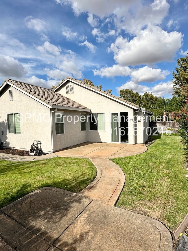 Building Photo - 5755 Bridgecross Dr