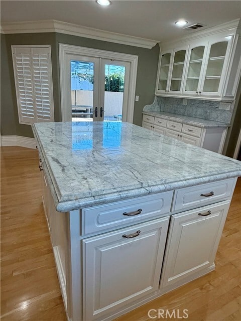 Building Photo - 5243 E Arbor Rd